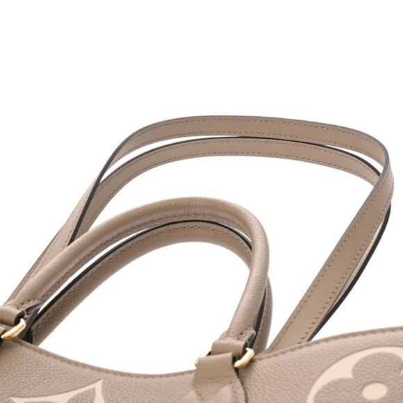 LOUIS VUITTON Monogram Ann Platt ONTHEGO MM 2WAY Tote - Picture 6 of 15